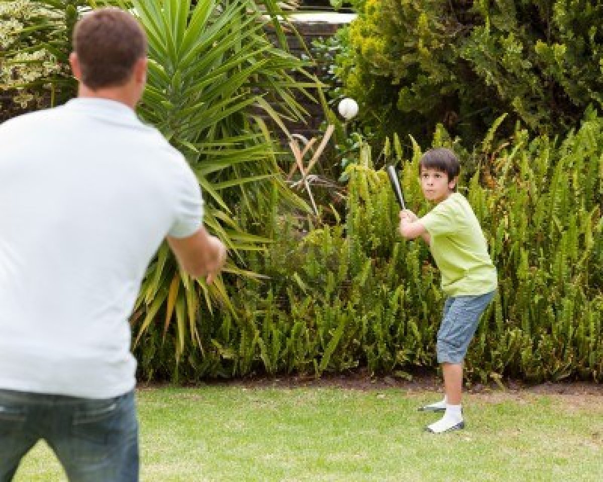 10198282-happy-father-and-his-son-playing-baseball.jpg
